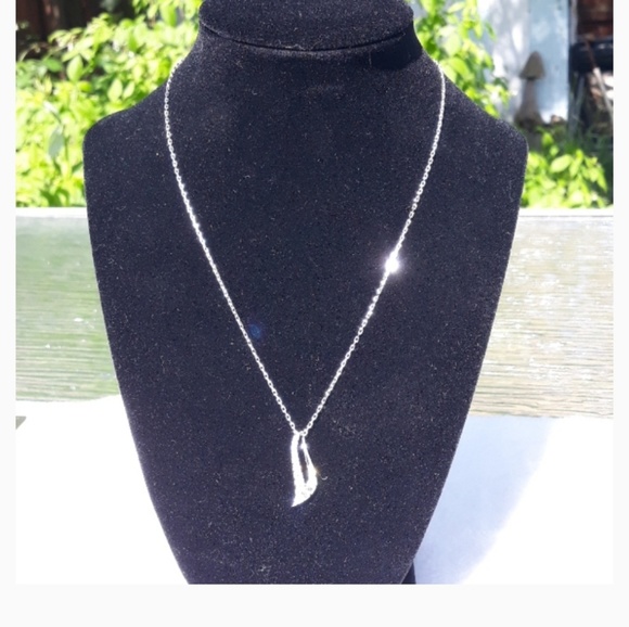 Swarovski Jewelry - Swarovski crystal pendant necklace